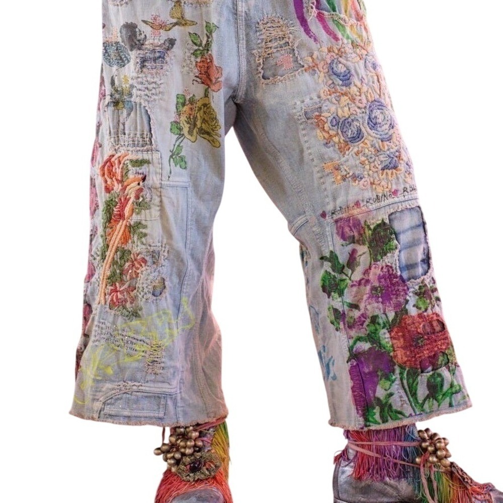 Magnolia Pearl Denim Jeans NWT Embroidered Painted Distressed Patchwork - Picture 12 of 16